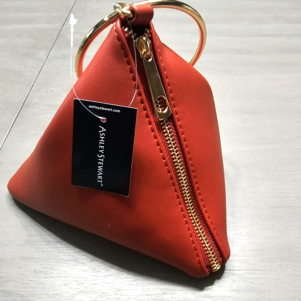 NWT Ashley Stewart Pyramid Bag Wristlet In Color Cinnamon